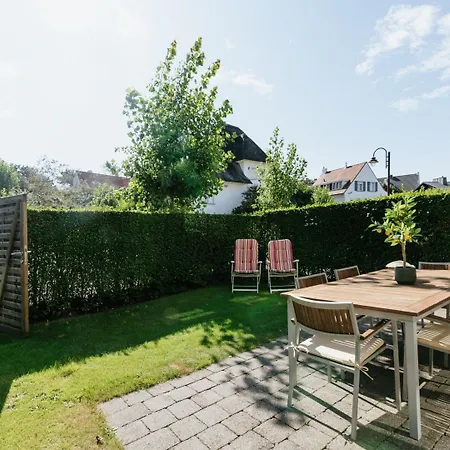 Pet-friendly Retreat Apartamento De Haan